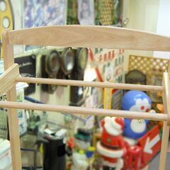 キッズハンガーラック 幅61.5×奥行40×高さ135cm 木製 キャスター付き 子供家具  衣類収納 棚 ラック 札幌市 清田区 平岡の画像