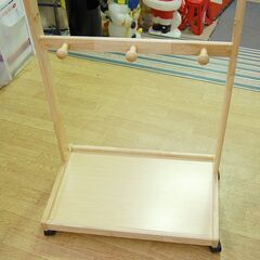 キッズハンガーラック 幅61.5×奥行40×高さ135cm 木製 キャスター付き 子供家具  衣類収納 棚 ラック 札幌市 清田区 平岡の画像