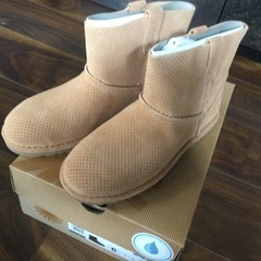 UGGウォータープルーフブーツの画像
