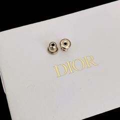 DIOR　　ディオール　　ピアスの画像