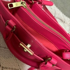 急募！サマンサ、ピンクのバックの画像