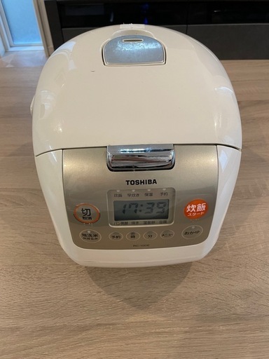 TOSHIBA　炊飯器