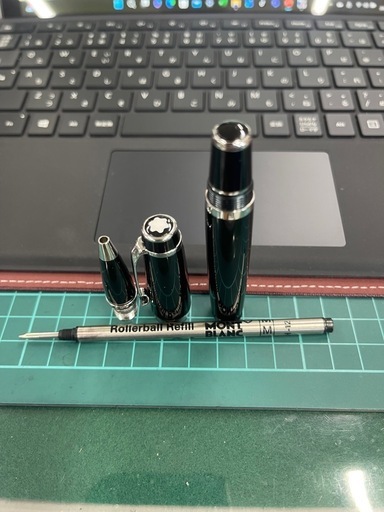 ボールペン
 ぺんてる 油性ボールペン フィール 0.5mm 黒 BXB115-A | かぜとゆき 