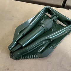 折りたたみ シャベル 箱入 アウトドア 車載用 携帯 スコップ 中古美品 ④の画像