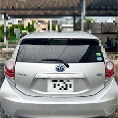 トヨタアクアNHP-10 (2年間車検あり)の画像