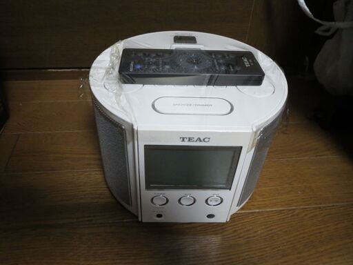 TEAC ミュージックセンサー SR-L70i  iPOT対応　 ホワイト　リモコン付き　箱入り 目覚まし時計機能あり　スムーズ機能