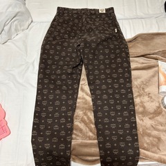 MCM パンツの画像