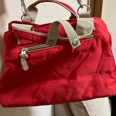 ショルダーバッグの画像