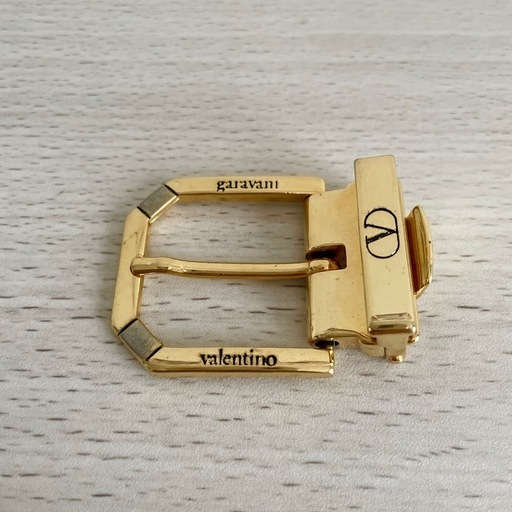 ☆お値引可能☆【美品】Valentino garavani  バックル  ベルトアイテム