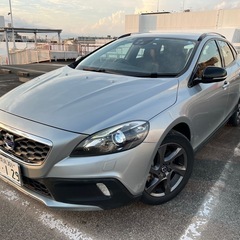 VOLVO V40 クロスカントリー D4 SE /前後ドラレコ...