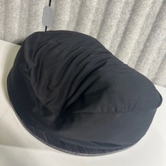 【中古品】クッション テーブル クッションテーブル テーブルクッション 膝上 ビーズクッション おしゃれ フロアクッション 座椅子 座いす 枕 ノートパソコン ノートPC 読書 タブレット iPad リビング 寝室 車内 シンプル かわいい 枕にもなるどこでもテーブルクッション ブラックの画像