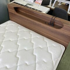 【リサイクルショップ　ピカソ　小松原】（美品）コンセント読書灯付属 セミダブルベッド マットレスセット ブラウン★9194★の画像