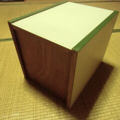 昭和レトロ グリーン系 卓上 三段 引き出し 木製 収納 小箪笥 小物整理 お譲りします。＊石川県＊美川より＊期間限定の画像