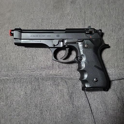 東京マルイ　ベレッタM92F  ミリタリーモデル