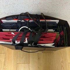 ブランド紙袋　大量　大中小の画像