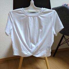 美品 SHEIN クロップド丈ティシャツ M