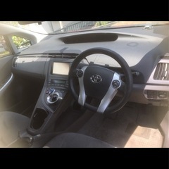 最終大値下げ平成22年8月登録、30プリウスSグレードレッドの画像