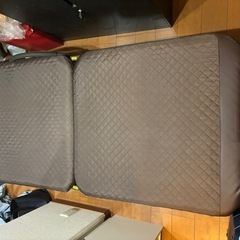 折りたたみベッドの画像
