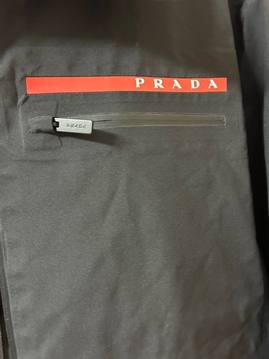 プラダゴアテックス　美品❗️