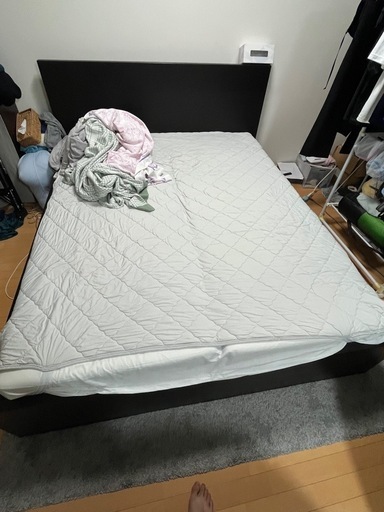 IKEAクイーンベッド