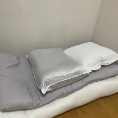 ニトリ敷布団とシーツセミダブル