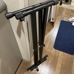 MIDIキーボードのスタンド