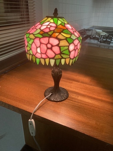 ステンドグラス　ランプ　スタンド