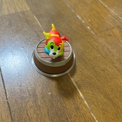 トムとジェリーのキャラクター、タイク（Tyke）のフィギュア。昨...