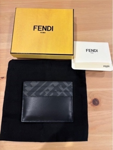 FENDIメンズ財布