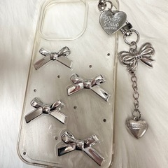🤍激安　チャームつき♡⃛　iPhone14proケース