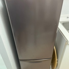 【9/1以降受け渡し希望】冷蔵庫 Panasonic NR-B1...