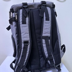 【美品】多機能リュック◎グレーの画像