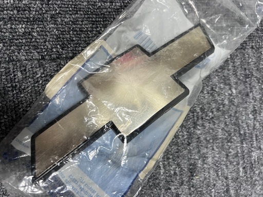 Genuine GM 88934655グリルエンブレムキット フロント