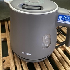 タイガー　電気ケトル0.6リットルの画像