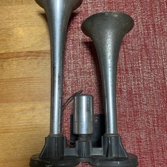  旧車 ユニバーサル ホーン UNIVERSAL YANKEE HORN 2連 ヤンキーホーン エアホーン】 エアーホーン
の画像