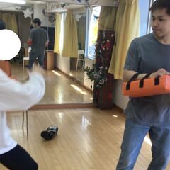 「イス軸法×キックボクシング」ワークショップ開催の画像