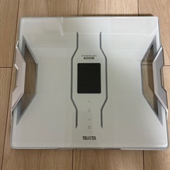 タニタ体重計