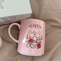 ディズニーペアマグカップの画像