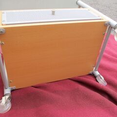 ☆ シンプルでお部屋に溶け込むデザインのテレビ台 天面ガラスがお洒落な収納ラック◆TV周りをすっきりの画像