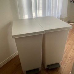 ニトリ　ゴミ箱2個セット