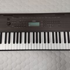 電子ピアノ　ヤマハ　PSR-E360DW