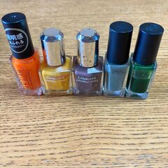 （お取引中です）▼値下げ▼CHANEL、Ukaなどネイル10本セットの画像