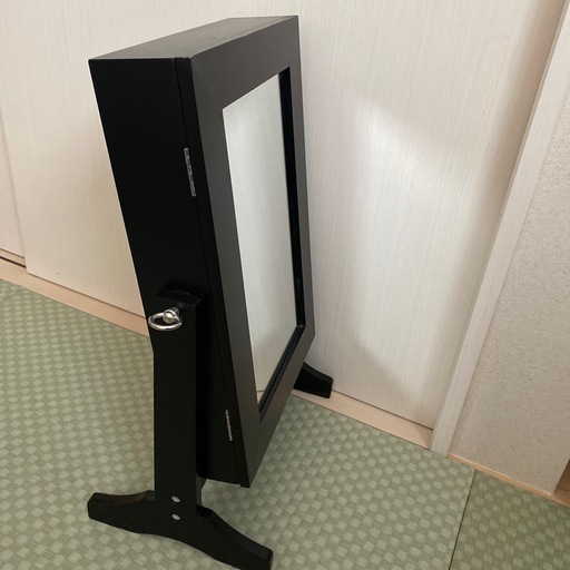 収納付き鏡