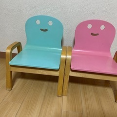 子ども用椅子　木製の画像