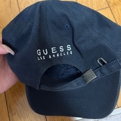 guessキャップの画像