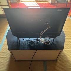 ⭐️超破格⭐️Hisense ハイセンス 液晶テレビ 32H30E 32V型　テレビ台付きの画像