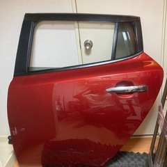 【転売歓迎‼️】日産リーフAEZO赤色左リアドア