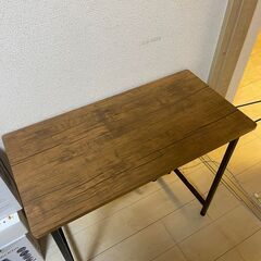テーブル＆椅子セット無料でお譲りします。