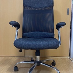 【オフィスチェアー】高さ調整可能の画像
