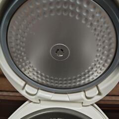 TOSHIBA　IH保温釜　炊飯器　RC-10HH　東芝　5.5合炊きの画像